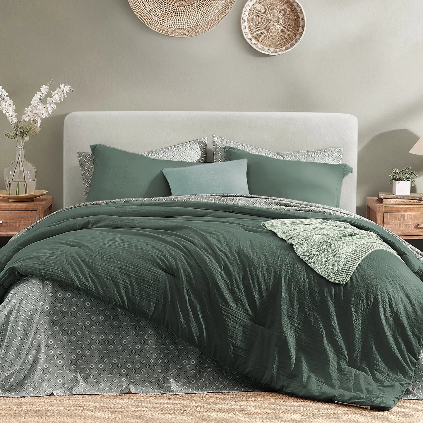 7-Pieces Microfiber Comforter Set, with Double Sided Storage Pockets, 1 Comforter, 2 Pillowcases, 2 Shams, 1 Flat & 1 Fitted Sheet