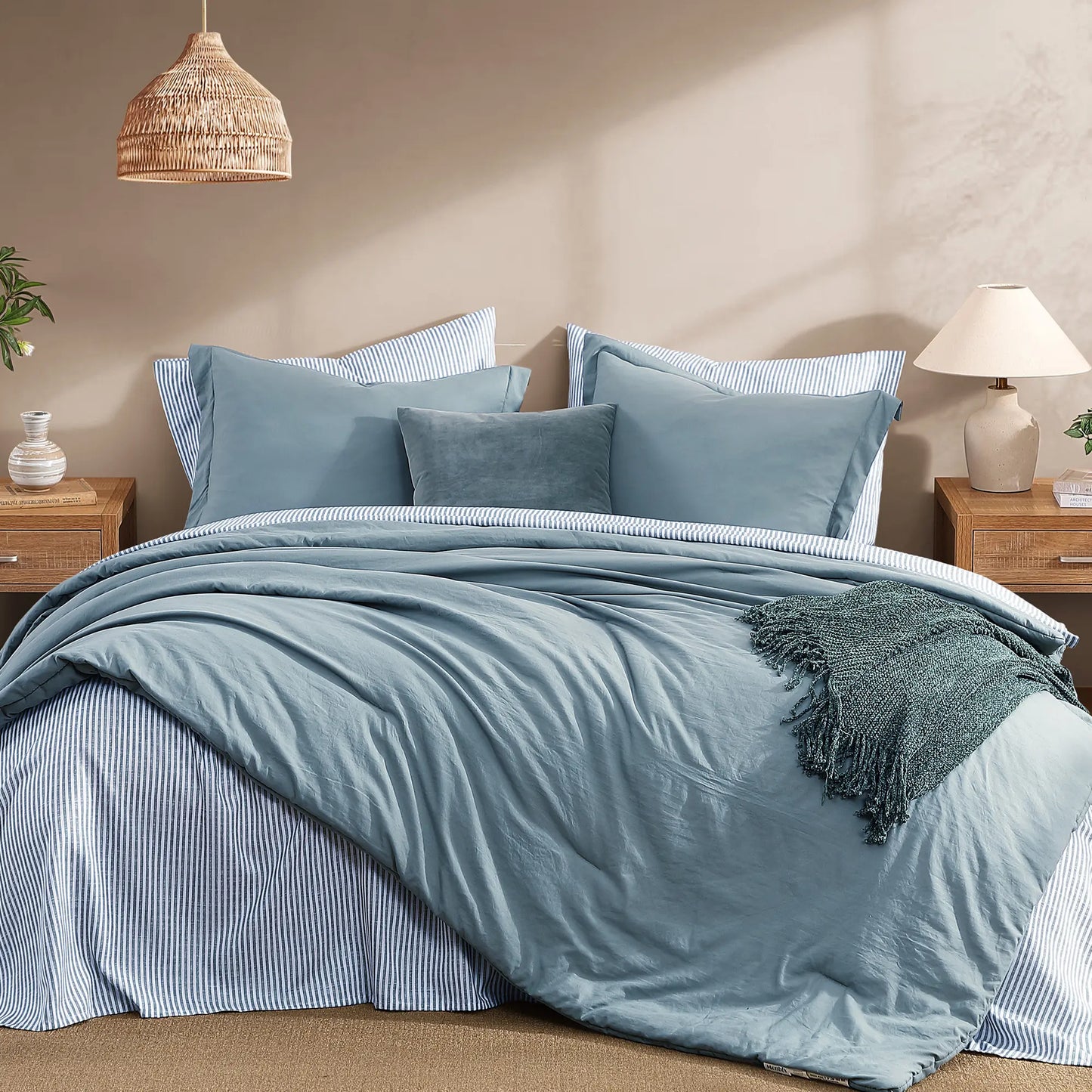 7-Pieces Microfiber Comforter Set, with Double Sided Storage Pockets, 1 Comforter, 2 Pillowcases, 2 Shams, 1 Flat & 1 Fitted Sheet